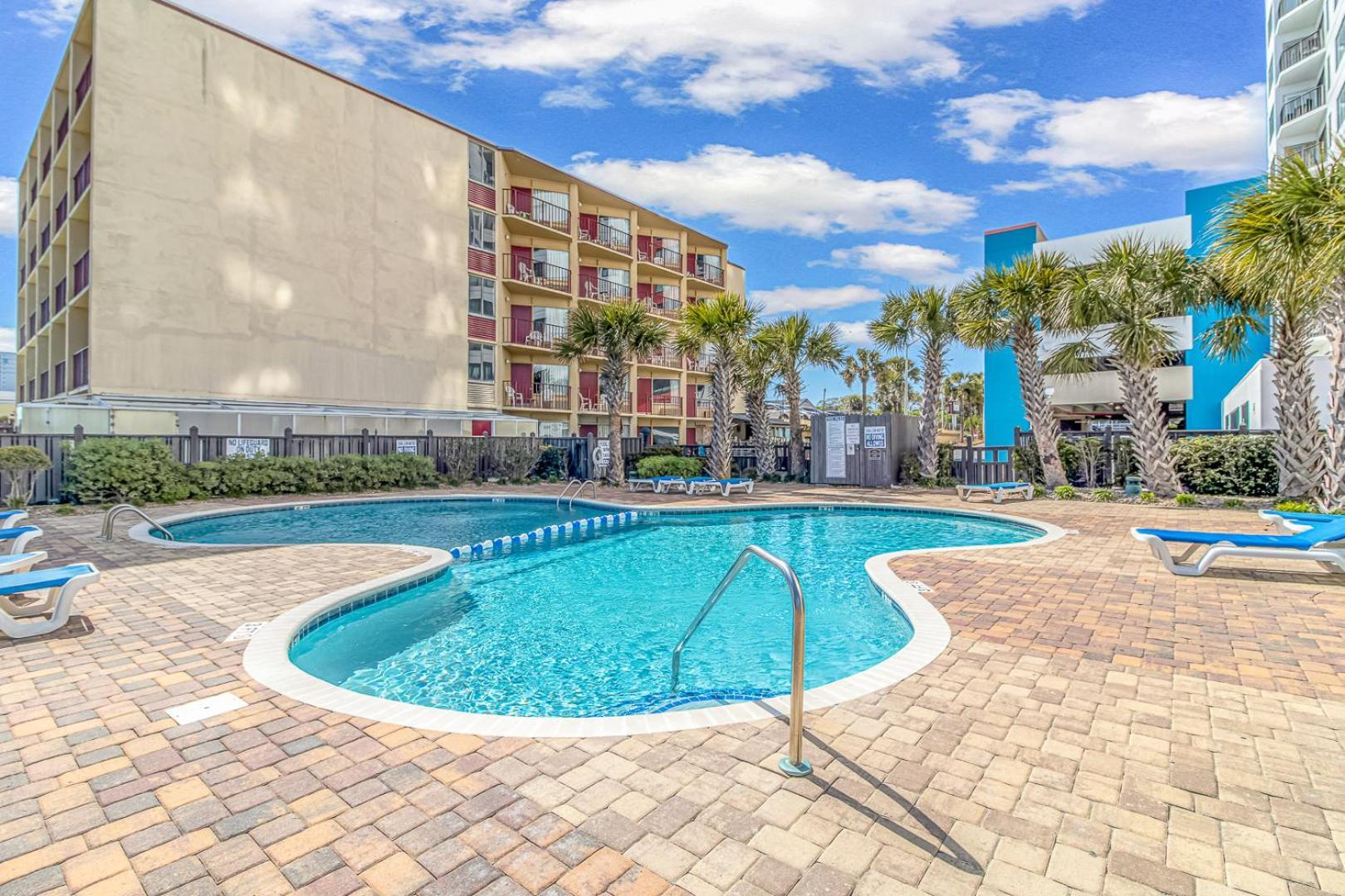 Good Time Charlies Oceanfront Retreat Aparthotel Myrtle Beach Exterior photo